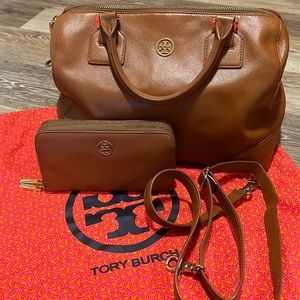 Tory Burch Robinson Satchel & Wallet Luggage Tan